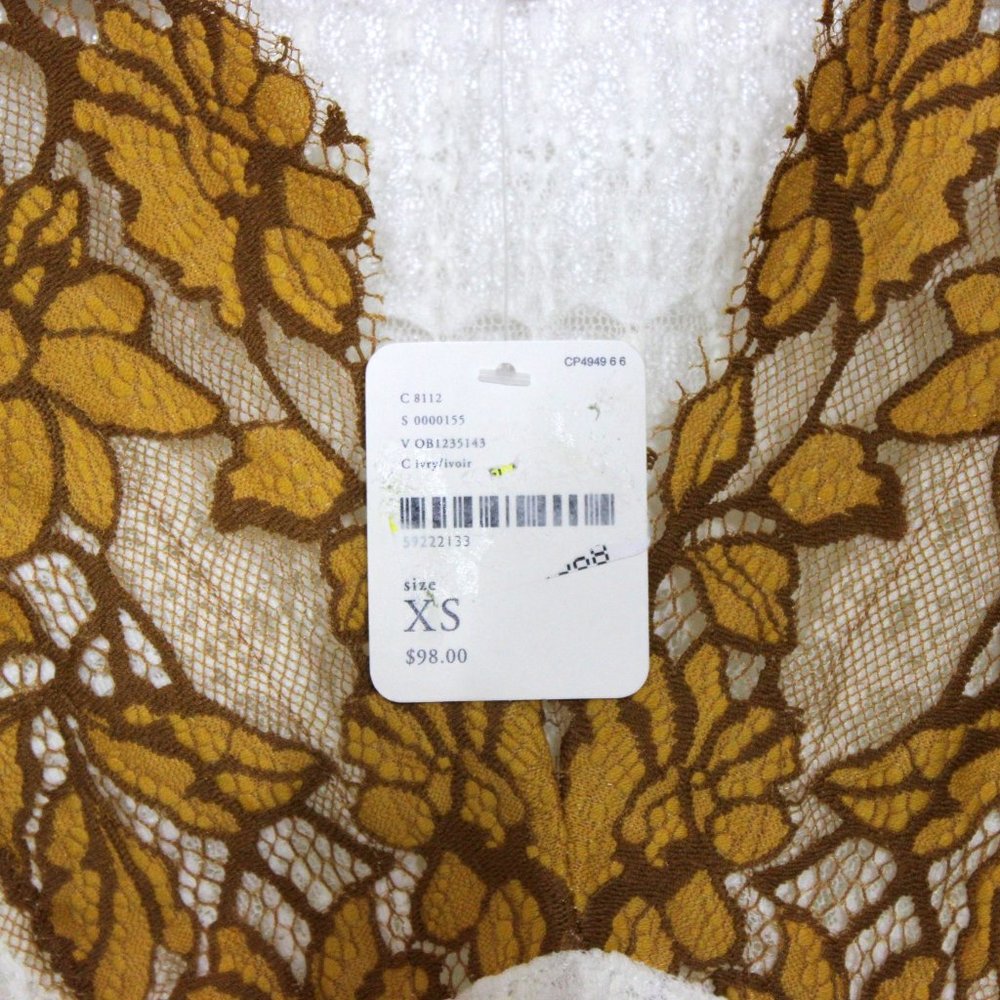 Free People Wild Flowers Floral Lace SS Top - Picture 4 of 5